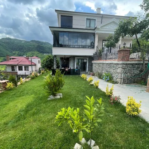 Fuays Villa Premium, hotel a Öğütlü