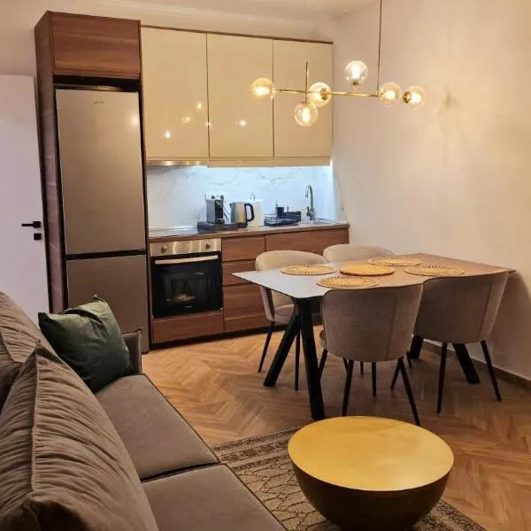 Luxury apartments in DOWNTOWN of Perea、ペライアのホテル