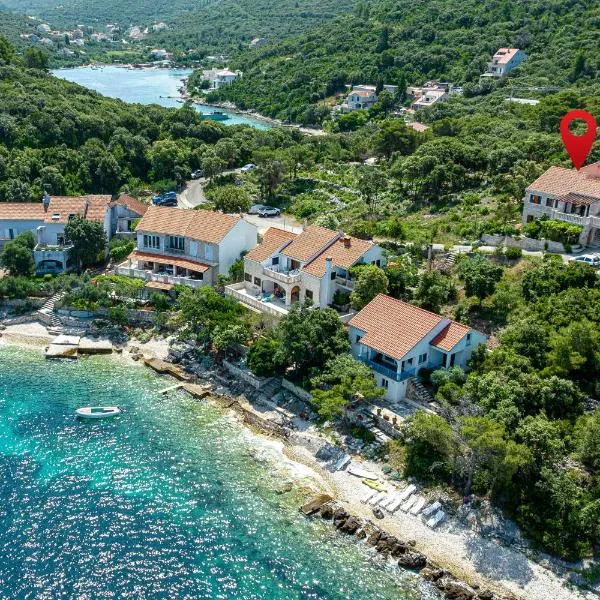 Apartments by the sea Tri Zala, Korcula - 4432, hotel en Lovište