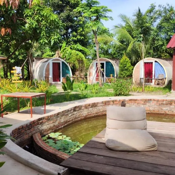 The Bear Bungalow, hotel in Kampot