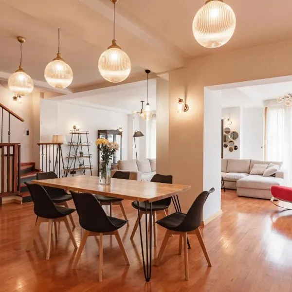 Lux House with own parking in Skopje, hotel in Skopje