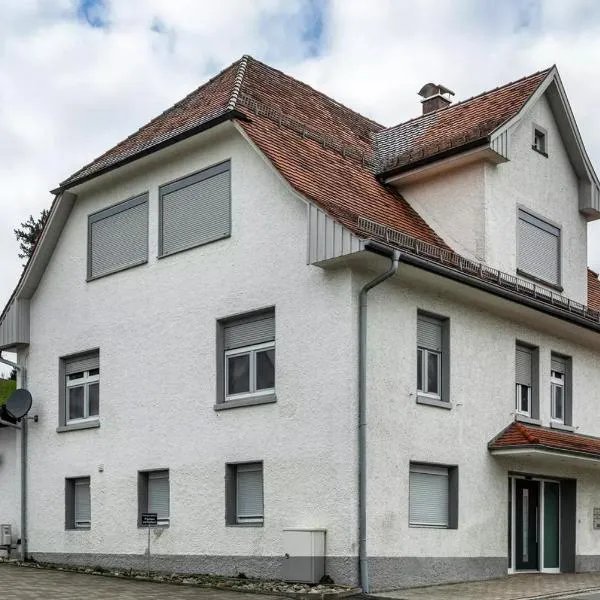 2 Zimmerwohnung in 88099 Neukirch ab 2 Übernachtungen, hotell i Neukirch