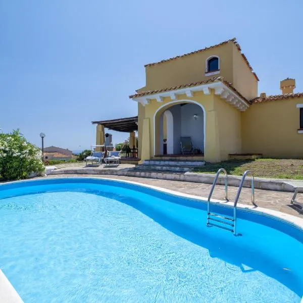 Villa Azzurra, hotel v Stintino