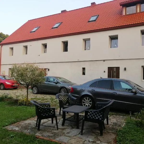 Agroturystyka u podnóża Gór Sowich, hotel in Pieszyce