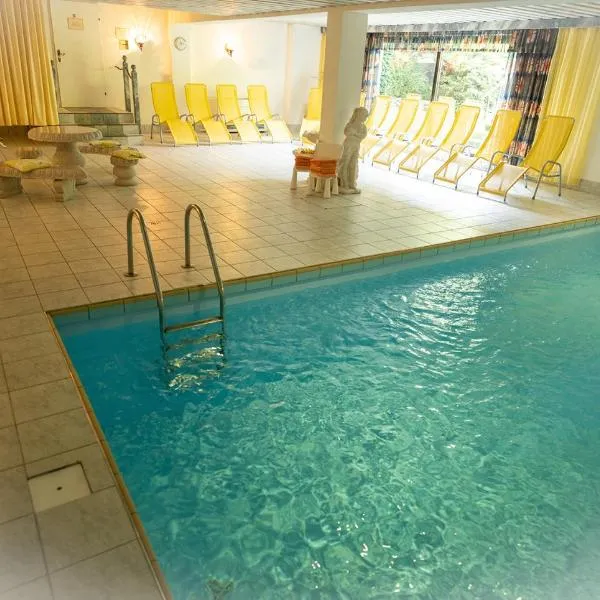 Hotel Garni Hubertus-Nostalgie & Charme, hotel u gradu Fulpmes