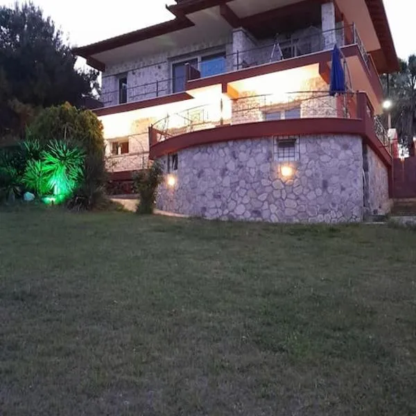 Villa Nestor, hotel v destinaci Platamonas