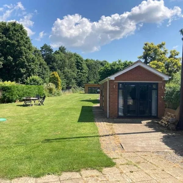 Garden Annexe, hotel a Kinsham