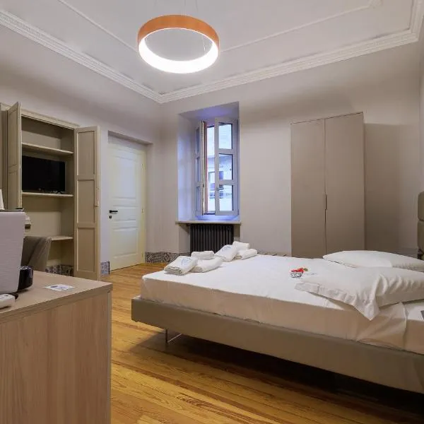 Gli Appartamentini del Bistrot dei Vinai, hotel v destinácii Cuneo