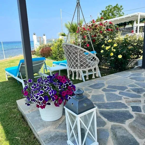 Beachfront Villa Athina, hotel in Vergia
