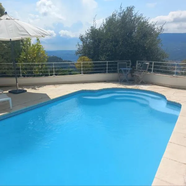 Studio les étoiles d'Azur – hotel w mieście Aspremont