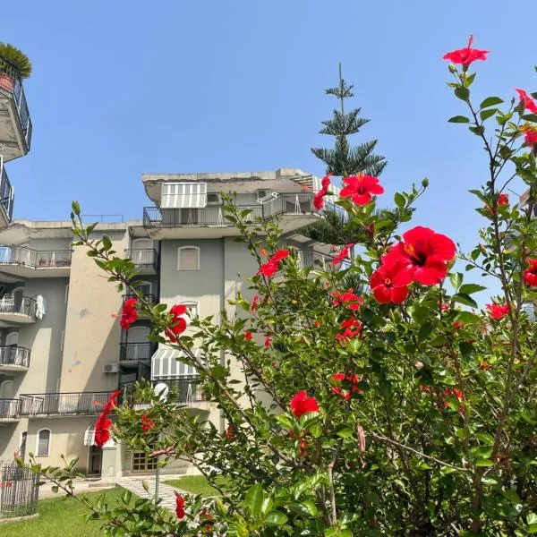 Savastano's Home, hotel in Scalea