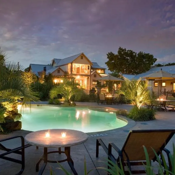 Inn on Lake Granbury a Boutique Hotel, hotel in Granbury