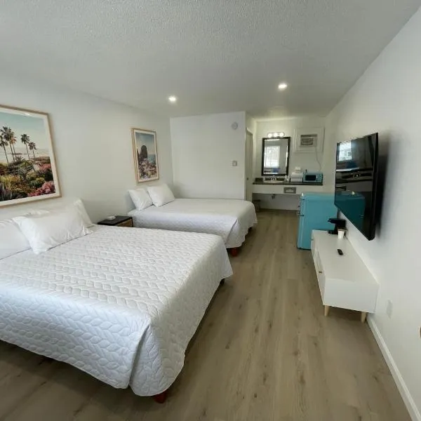 Poolside Double Rooms, hotel v destinaci Lake City