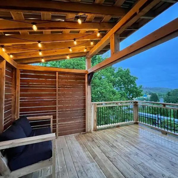 Morel Executive Suites, hotel v mestu Edmundston