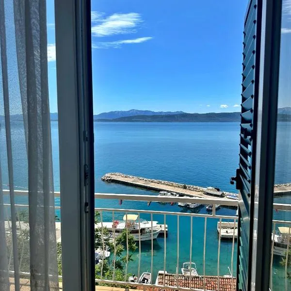 Apartments Majstrovic, hotel in Živogošće