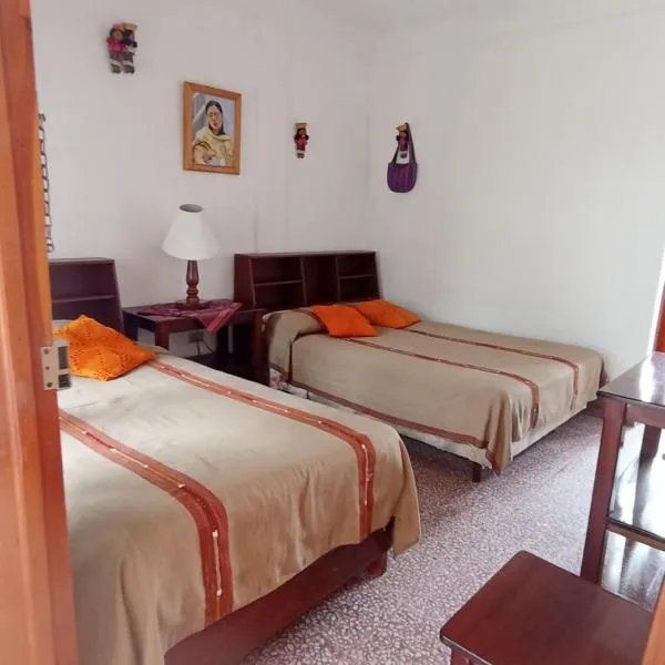 Hostal Mario's Rooms: Panajachel'de bir otel