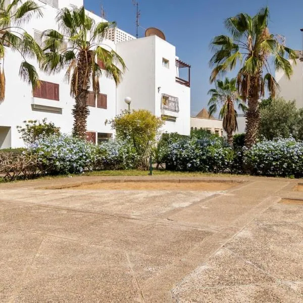 Appartement chaleureux et calme, Parking, Jardin, hotel in Agadir