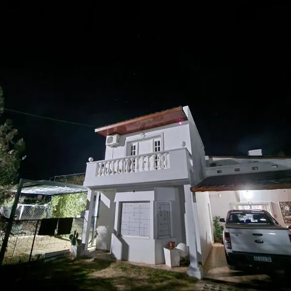 Departamentos las chacras – hotel w mieście Juana Koslay 