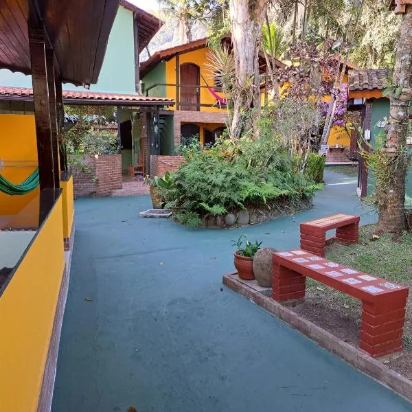 Recanto das Flores Lofts - Ilha Grande Rj, hotel in Abraão