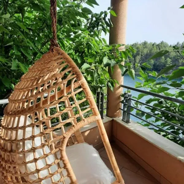 Mystica - charming studio apartment on the beach – hotel w mieście Kruševo