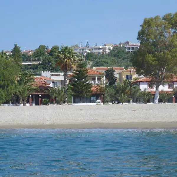 Studios Resbithas, hotel v destinaci Gythio