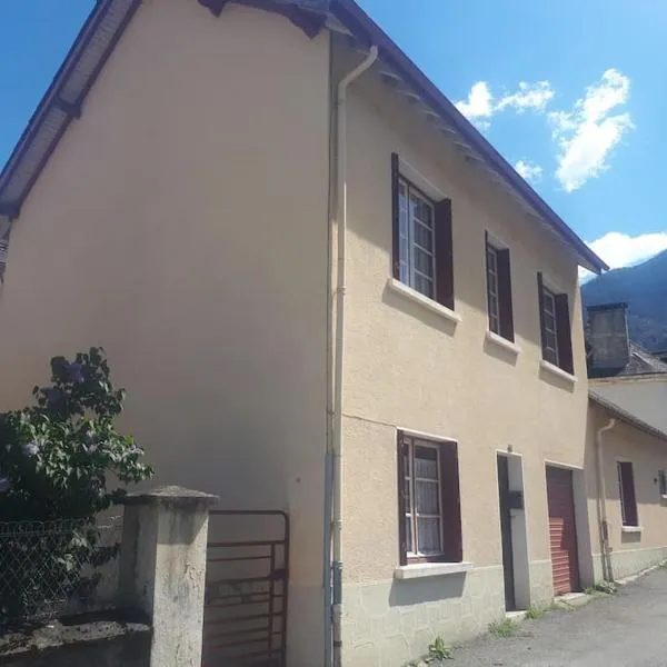 La maison de Nestalas – hotel w mieście Pierrefitte-Nestalas