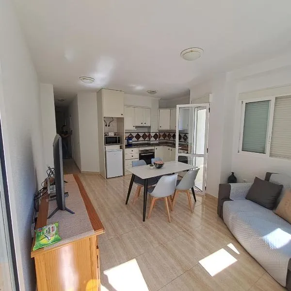 Apartment near sea Nortico 5 Torrevieja Spain, hotel in Torrevieja