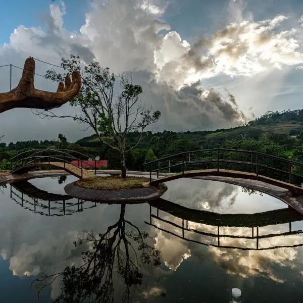 Hotel & Spa Escondite de la Montaña、Sabana Redondaのホテル