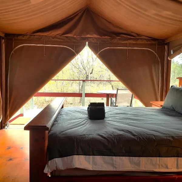 Wild Nature Lodge, Mareeba Wetlands: Biboohra şehrinde bir otel