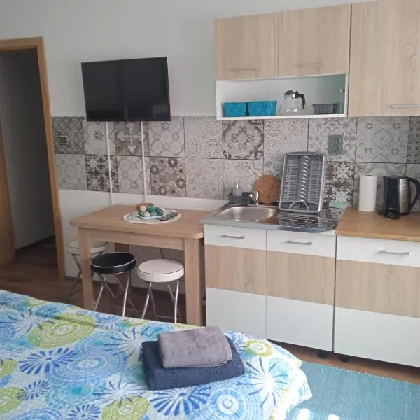 Apartmánové studio LauMar, hôtel à Bzenec