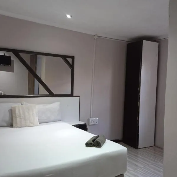 Khula Guest House – hotel w mieście Nongoma