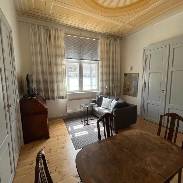 Ferienwohnung - Schweriner Altstadt - FeWo 9, hotel in Schwerin