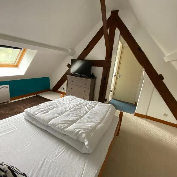 Appartement village médiéval: La Châtre-Langlin şehrinde bir otel