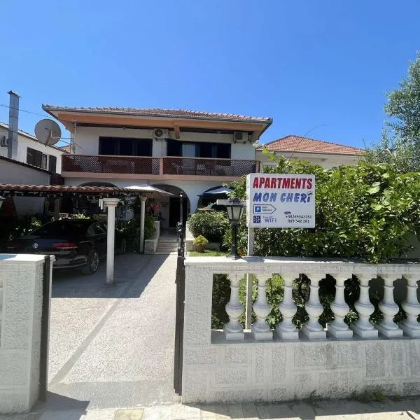 Studio Rooms Moncherie, hotel in Ulcinj