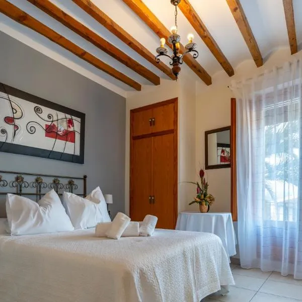 Hotel El Rullo, hotel v destinaci Vilafames