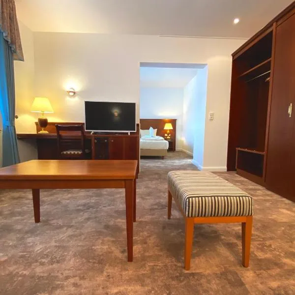 Hotel Kaiserhof, hotel in Lübeck