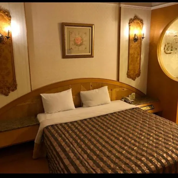 Huang Jia Hotel, hotel di Yongkang