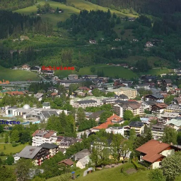 Ferienhaus Schiwiese mit freiem Eintritt in die Alpentherme & freie Nutzung der Gasteiner Bergbahnen im Sommer 2025, hotel v destinácii Bad Hofgastein