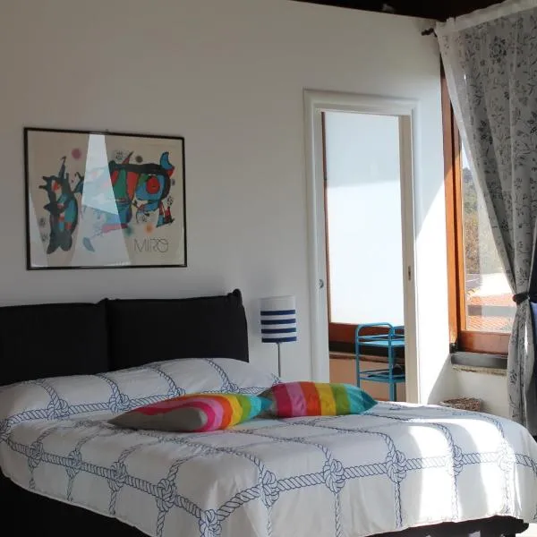 Il Caimano B & B, con piscina gratuita dal 18 Luglio al 30 Agosto、ヴルカーノのホテル