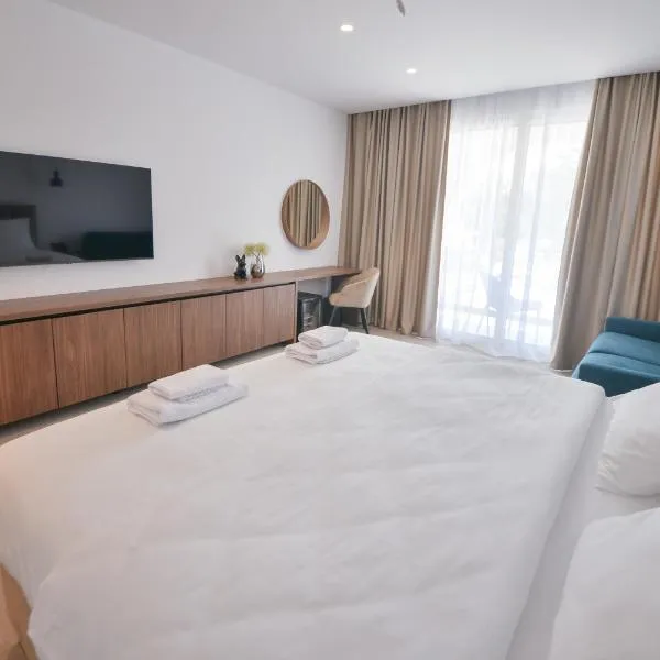 Hotel Riva, hotel in Budva