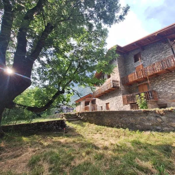 Acceglio में, होटल La casa del Gigante Frassino