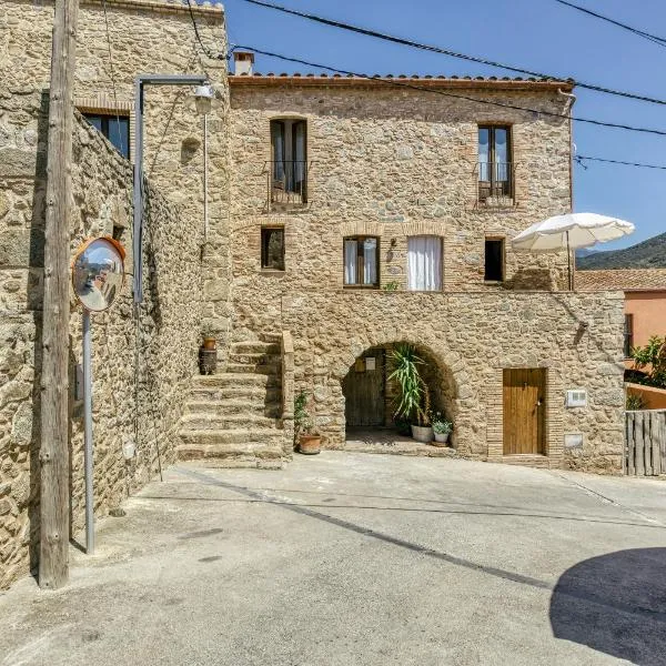 Casa de Pueblo, hotel di Cantallops