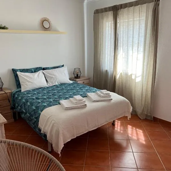 Nature House Almograve T3, hotel v destinaci Almograve