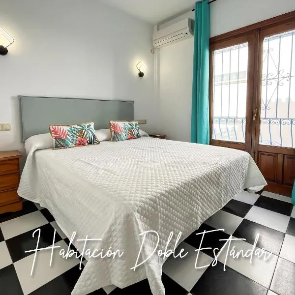 Micaela Charming Hostal, hotel v destinaci Torremolinos