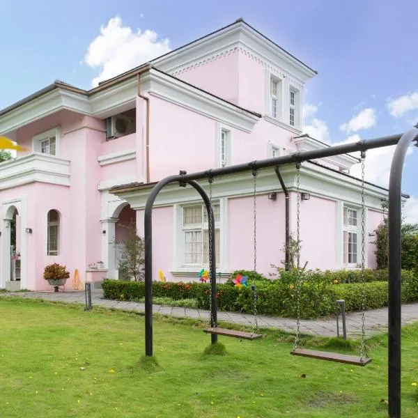 獨棟別墅 私人花園 桐話親子民宿 Tonghua B&B, hotel v destinaci Guilin
