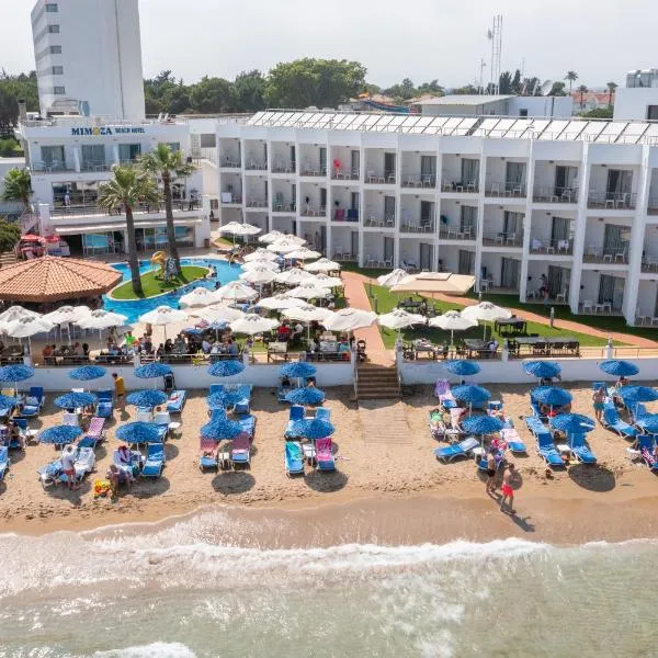 Mimoza Beach Hotel: Trikomo şehrinde bir otel