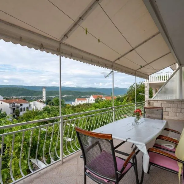 Apartments and rooms Lotus, hotel en Neum