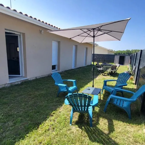 Maison 8 personnes entre océan et vignobles, hotel u gradu Artiguillon