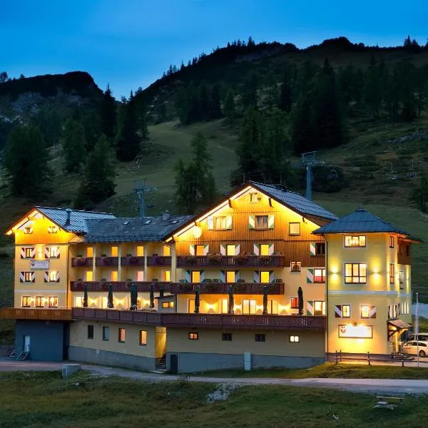 Hotel Hierzegger, hotel v destinaci Tauplitzalm