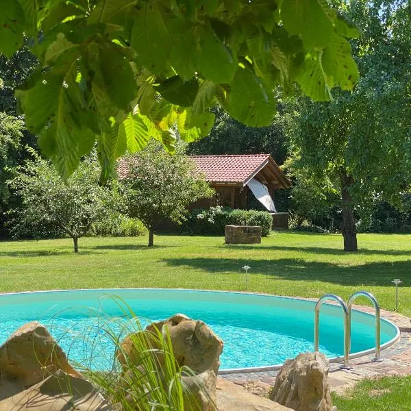 Romantisches Blockhaus an der Märchenstraße!, hotel din Reinhardshagen